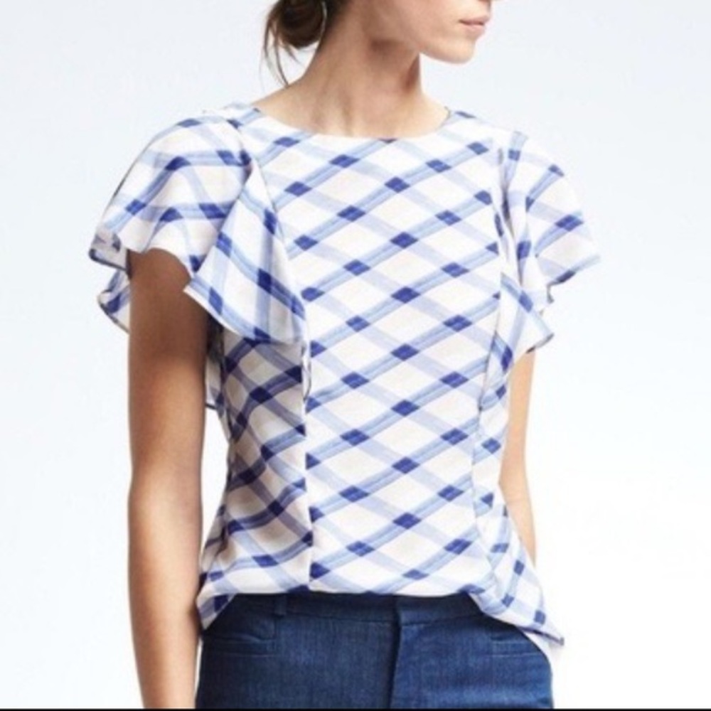 Banana republic flutter sleeve plaid top